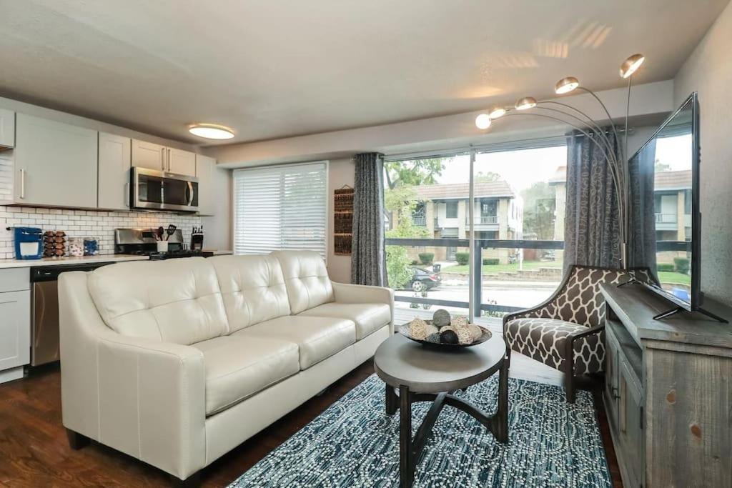 Vila Holly Second Floor 2 King Beds Kansas City Exteriér fotografie